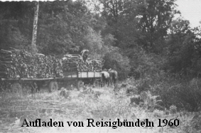 Aufladen_Reisigbuendeln_1960